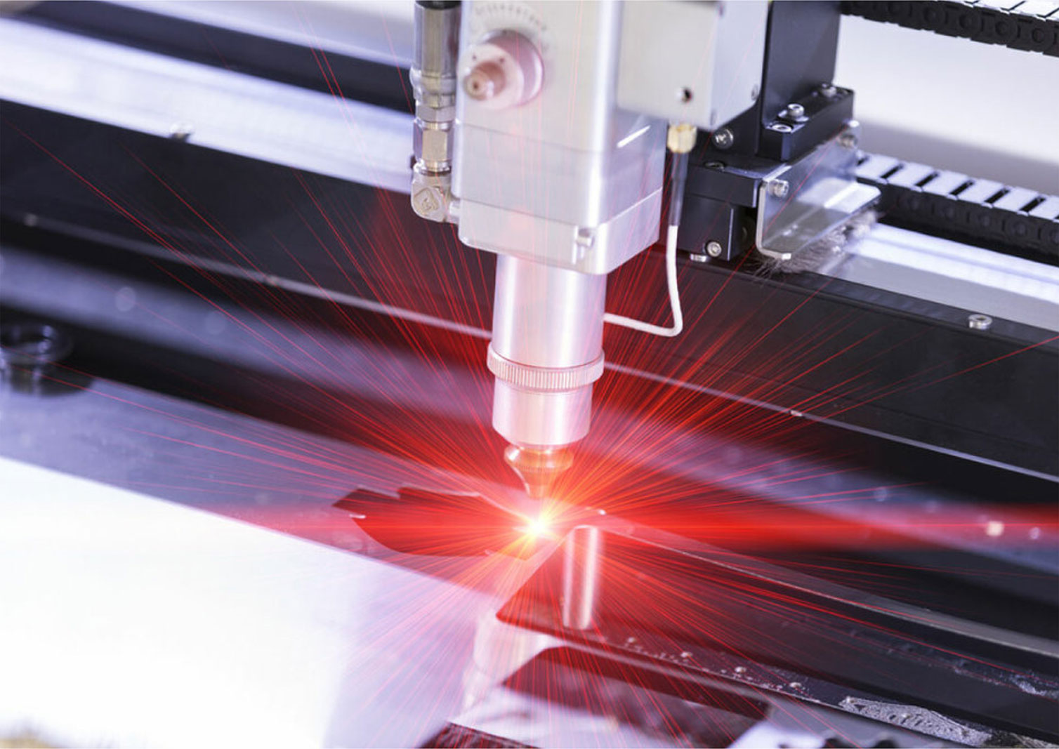 Как продлить срок службы лазерного станка с ЧПУ: экспертное руководство